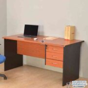 47 Inches Office Table