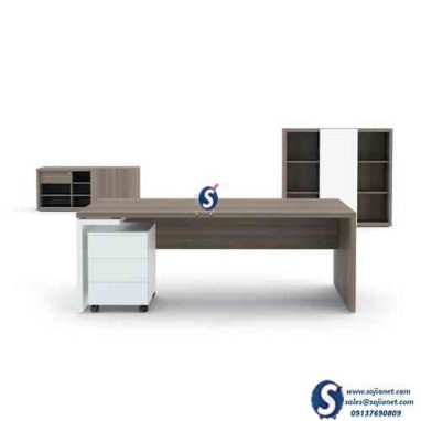 Clean Office Table Desk